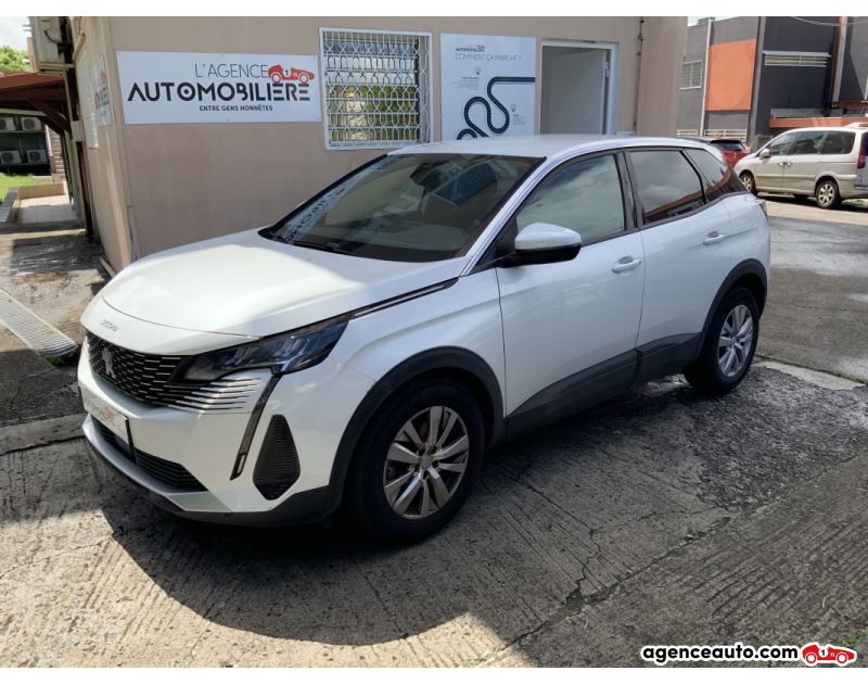 Gebrauchtwagenkauf, Günstige Gebrauchtwagen | Automobilienagentur Peugeot 3008 PHASE 2 1.2 L ACTIVE PACK 130 CV BVM6 Blanc Jahr 2022 Manuelle Essence