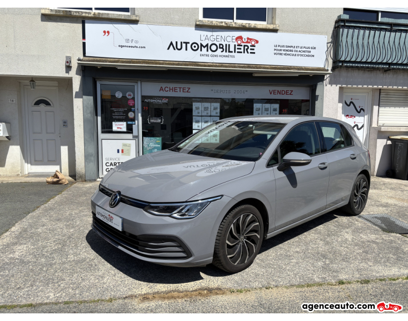 Gebrauchtwagenkauf, Günstige Gebrauchtwagen | Automobilienagentur Volkswagen Golf VIII 1.5 TSi 131 cv - Life - Suivi Volkswagen Gris Jahr 2020 Manuelle Essence