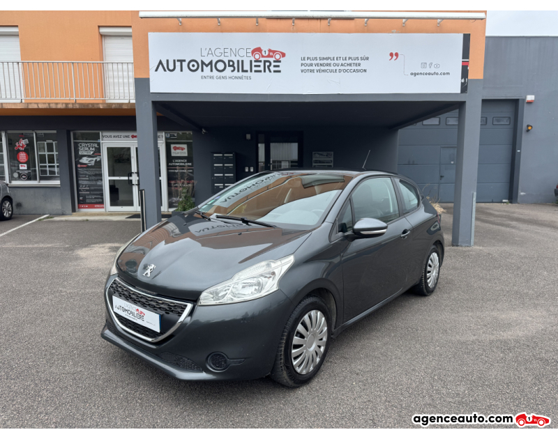 Achat voiture occasion, Auto occasion pas cher | Agence Auto Peugeot 208 Active 3 Portes 1.2 VTi 82 cv Climatisation/Bluetooth Gris Année 2012 Manuelle Essence