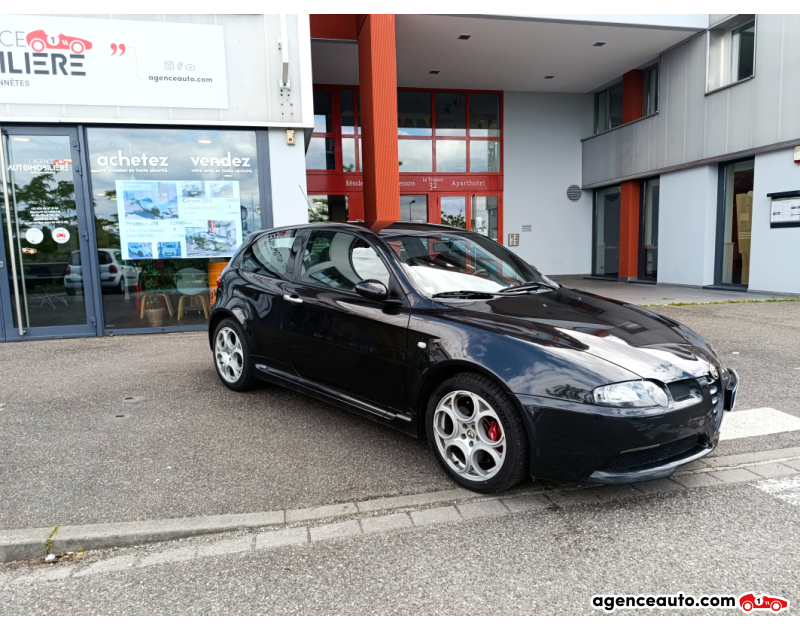Achat voiture occasion, Auto occasion pas cher | Agence Auto Alfa Romeo 147 3.2 i V6 GTA 250cv 24V 3P Noir Année 2003 Manuelle Essence