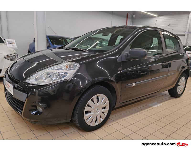 Achat voiture occasion, Auto occasion pas cher | Agence Auto Renault Clio 1.2l 16v - 75 III authentique phase 2 Noir Année 2009 Manuelle Essence