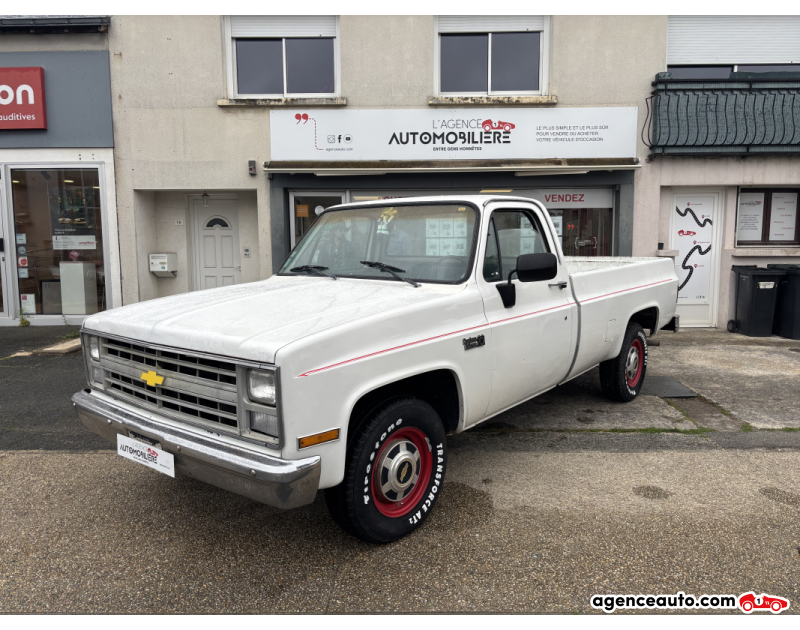 Achat voiture occasion, Auto occasion pas cher | Agence Auto Chevrolet Silverado C20 DELUXE V8 5,7 350 cv - Collection Blanc Année 1985 Automatique Essence