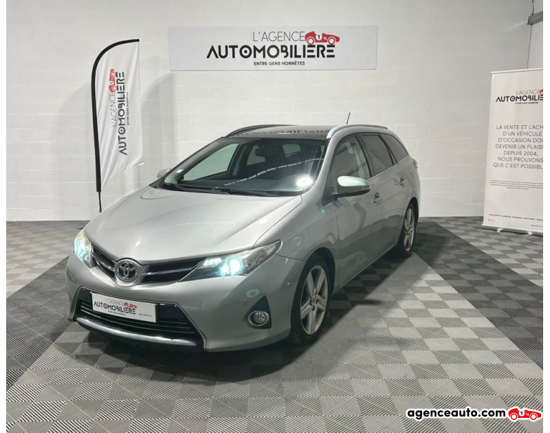 Gebrauchtwagenkauf, Günstige Gebrauchtwagen | Automobilienagentur Toyota Auris Touring Sport 2.0 D-4D 124 Dynamic Gris Jahr 2014 Manuelle Diesel