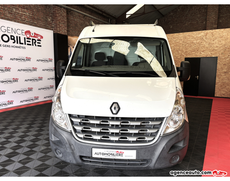 Achat voiture occasion, Auto occasion pas cher | Agence Auto Renault Master Fg F3300 L2H2 2.3 dCi 100ch Confort Blanc Année 2014 Manuelle Diesel