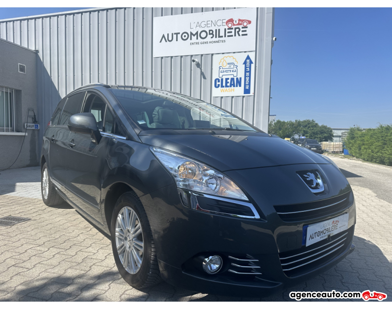 Achat voiture occasion, Auto occasion pas cher | Agence Auto Peugeot 5008 1.6L 150 CV FELINE Gris Année 2012 Manuelle Essence