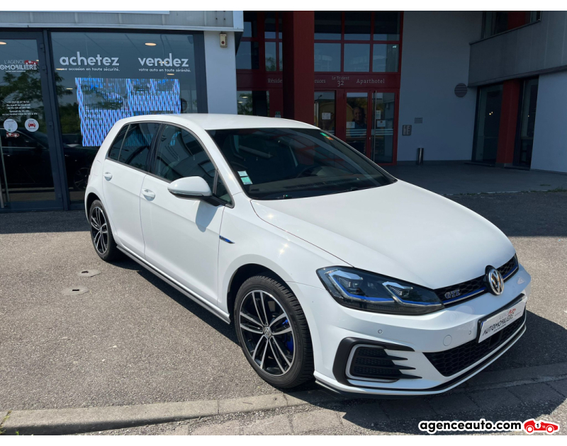 Achat voiture occasion, Auto occasion pas cher | Agence Auto Volkswagen Golf VII GTE 1.4 TSI Hybrid Blue Motion DSG6 150 cv Blanc Année 2021 Automatique Hybride