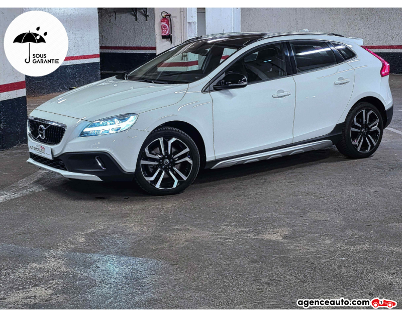 Acquisto Auto Usate, Auto Usate Economiche | Agenzia Automobiliare Volvo V40 Cross Country T3 152ch Momentum Geartronic Blanc Anno 2019 Automatique Essence
