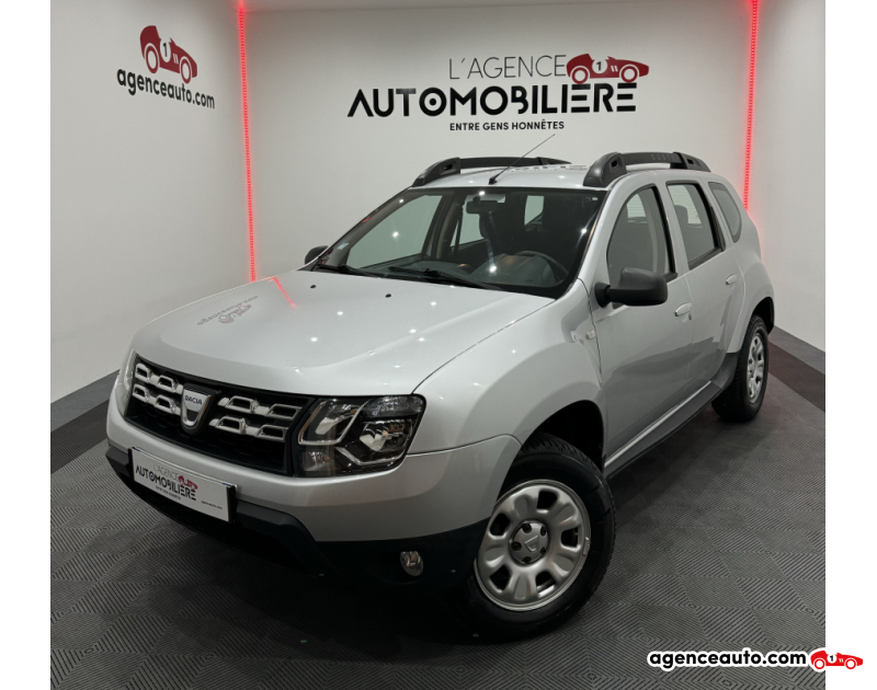 Achat voiture occasion, Auto occasion pas cher | Agence Auto Dacia Duster DUSTER 4X4 LAUREATE 1.5 DCI 110CV BVM6 ATTELAGE/CLIM/BLUETOOTH/RADIO CD/JANTES ALU/REGULATEUR Gris Année 2014 Manuelle Diesel