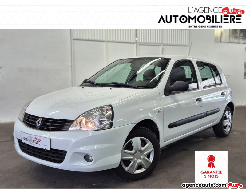 Acquisto Auto Usate, Auto Usate Economiche | Agenzia Automobiliare Renault Clio campus 1.2 75 ch Blanc Anno 2011 Manuelle Essence