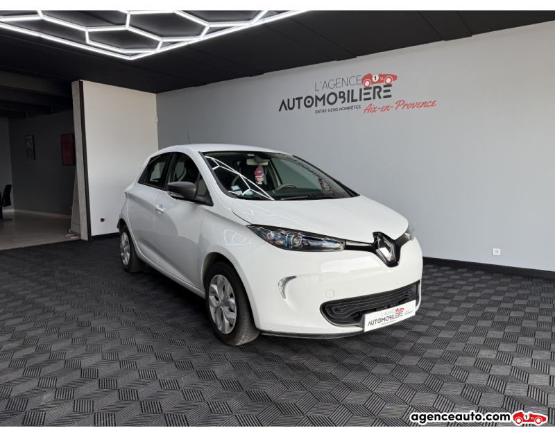 Gebrauchtwagenkauf, Günstige Gebrauchtwagen | Automobilienagentur Renault Zoe Renault ZOE R90 LIFE 92CV Blanc Jahr 2019 Automatique Électrique
