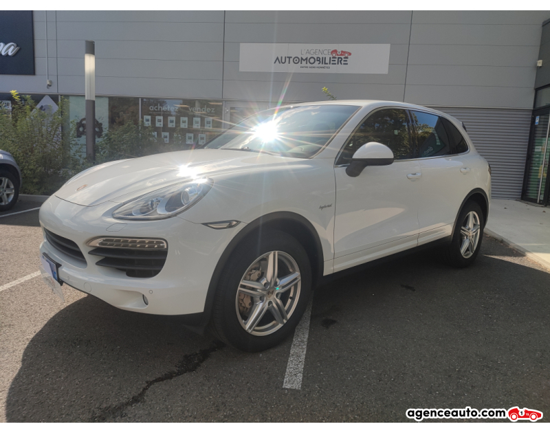 Acquisto Auto Usate, Auto Usate Economiche | Agenzia Automobiliare Porsche Cayenne S hybride 380CH Blanc Anno 2012 Automatique Hybride