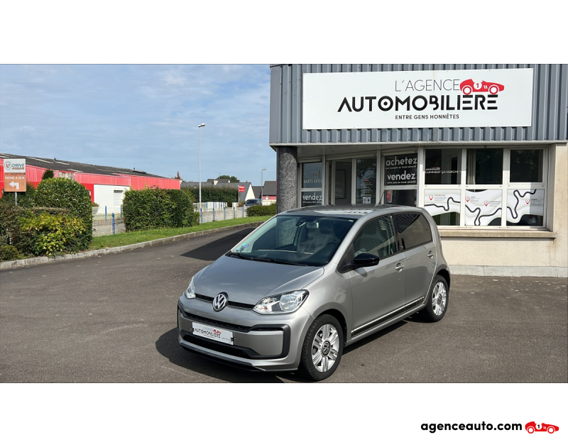 Compra de Carros Usados, Carros Usados Baratos | Auto Immo Volkswagen UP 1.0 TSI 90 UP! BEATS AUDIO 5P Champagne Ano 2017 Manuelle Essence