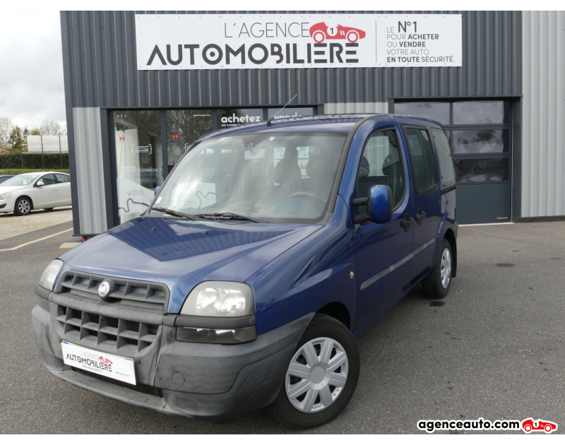 Compra de Carros Usados, Carros Usados Baratos | Auto Immo Fiat Doblo 1.6 16 V ELX Bleu Ano 2002 Manuelle Essence