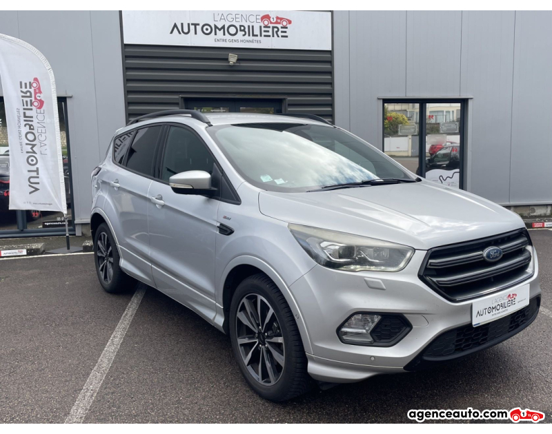 Acquisto Auto Usate, Auto Usate Economiche | Agenzia Automobiliare Ford Kuga II (2) 2.0 TDCI 150 S&S 4X2 ST-LINE Gris Anno 2018 Manuelle Diesel