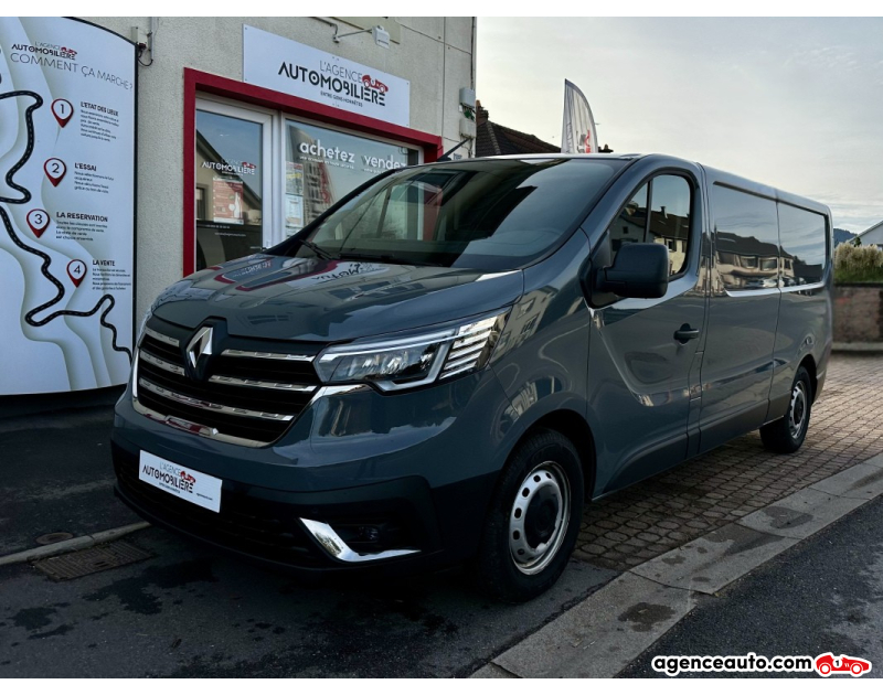 Achat voiture occasion, Auto occasion pas cher | Agence Auto Renault Trafic L2H1 3.0T 2.0 dCi 150 ch EDC6 CONFORT Gris Année 2022 Automatique Diesel