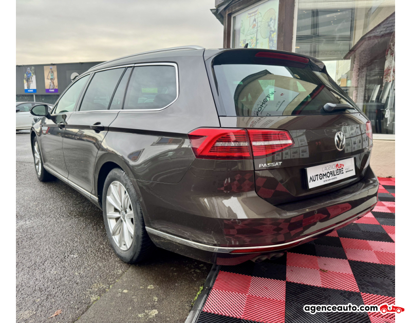 Volkswagen Passat SW 2,0 TDI 190ch Bluemotion Technology 4Motion Carat DSG6 — photo 3