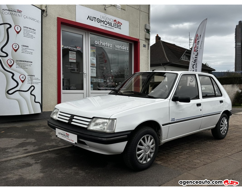 Aankoop Gebruikte Auto, Goedkope Gebruikte Auto | Agence Auto Peugeot 205 Phase 2 1.4 i TU 75ch Sacré Numéro Blanc Jaar 1994 Manuelle Essence