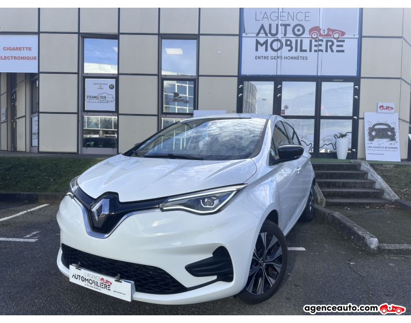 Gebrauchtwagenkauf, Günstige Gebrauchtwagen | Automobilienagentur Renault Zoe R110 LIMITED 52KWH - Batterie Incluse Blanc Jahr 2021 Automatique Électrique