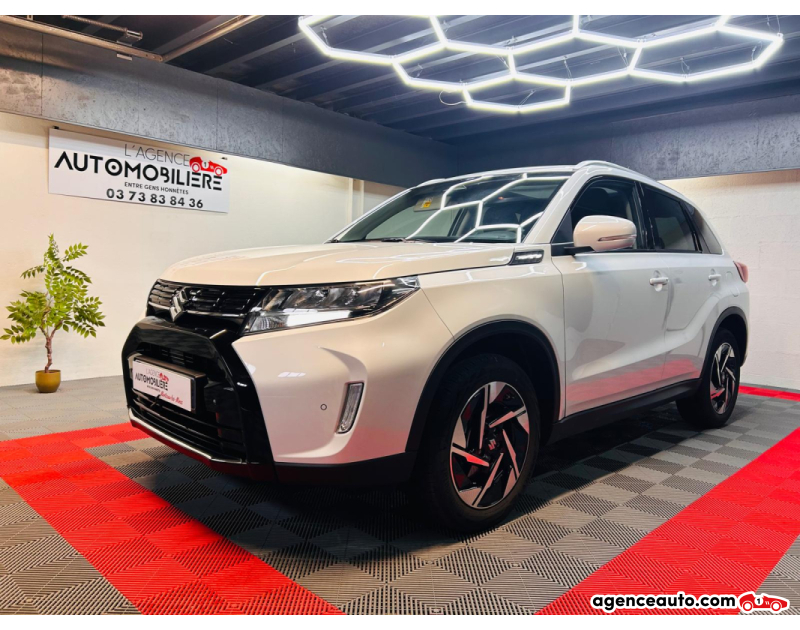 Acquisto Auto Usate, Auto Usate Economiche | Agenzia Automobiliare Suzuki Vitara Phase 3 - 1.5 Dualjet116 Hybrid 4x2 102 cv Boîte auto - Finition STYLE Blanc Anno 2024 Automatique Hybride