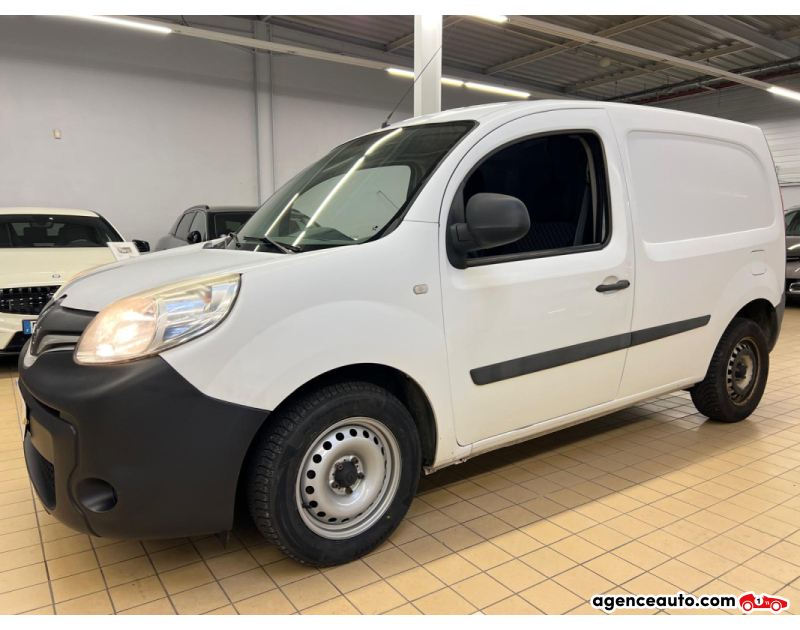 Acquisto Auto Usate, Auto Usate Economiche | Agenzia Automobiliare Renault Kangoo Express 1.2 TCe Energy 115 Générique Blanc Anno 2015 Manuelle Essence