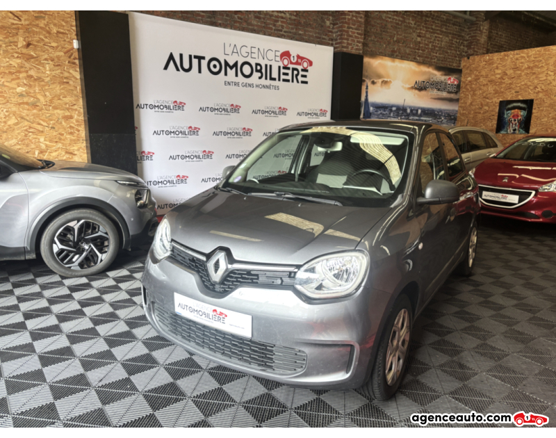 Achat voiture occasion, Auto occasion pas cher | Agence Auto Renault Twingo 1.0 SCE 65ch finition LIFE Gris Année 2021 Manuelle Essence