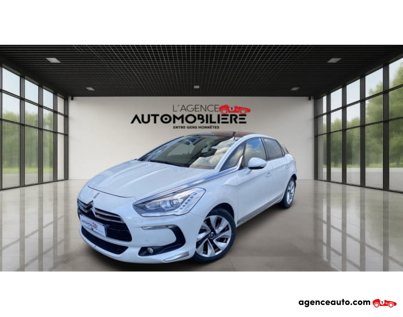 Achat voiture occasion, Auto occasion pas cher | Agence Auto Citroen DS5 HDI 160 SPORT CHIC Garantie 12 Mois Blanc Année 2014 Manuelle Diesel