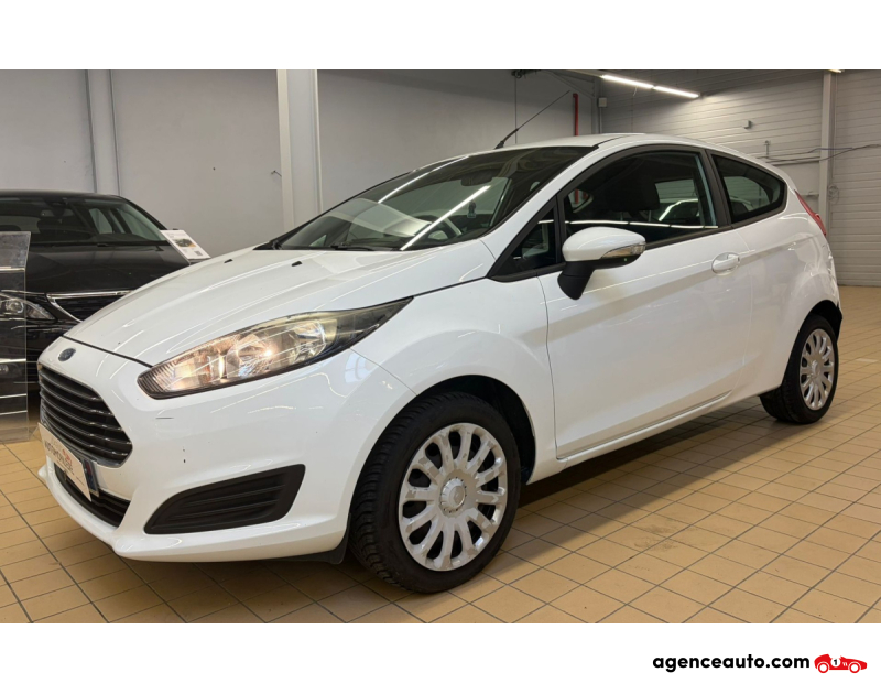 Achat voiture occasion, Auto occasion pas cher | Agence Auto Ford Fiesta V (2) 1.5 TDCI 75 FAP TREND 3P Blanc Année 2013 Manuelle Diesel