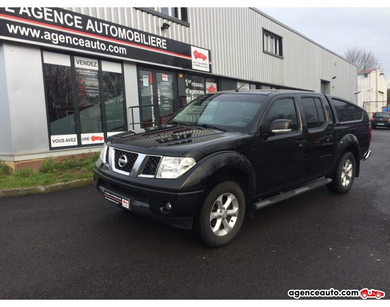 Achat voiture occasion, Auto occasion pas cher | Agence Auto Nissan Navara 2.5 DCI 190 CH DOUBLE CAB 4*4 Violet Année 2010 Manuelle Essence