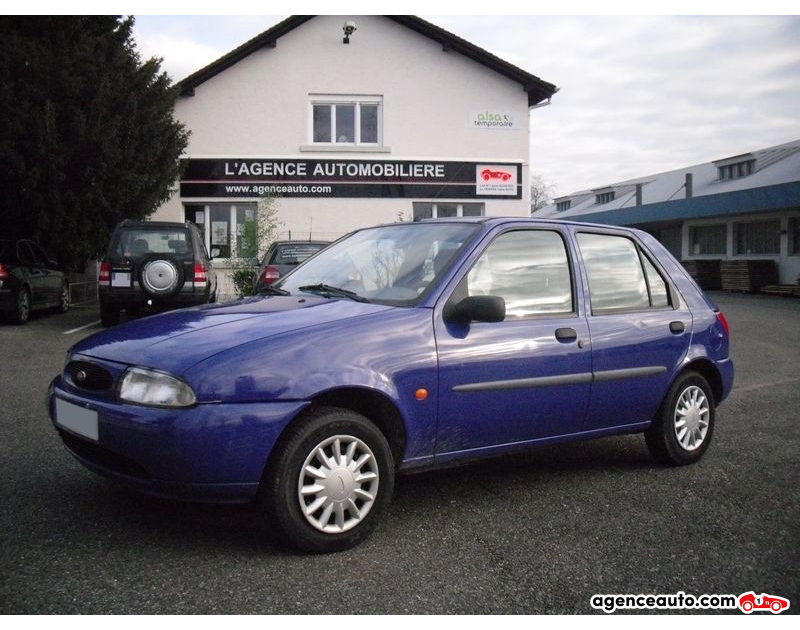 Aankoop Gebruikte Auto, Goedkope Gebruikte Auto | Agence Auto Ford Fiesta 1.25 STUDIO  5 P 75 Violet Jaar 1998 Manuelle Essence