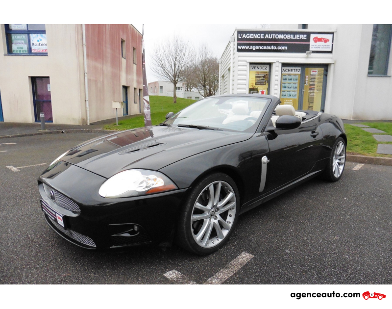 Acquisto Auto Usate, Auto Usate Economiche | Agenzia Automobiliare Jaguar XKR Cabriolet 4.2 V8 416 ch A Violet Anno 2007 Automatique Essence