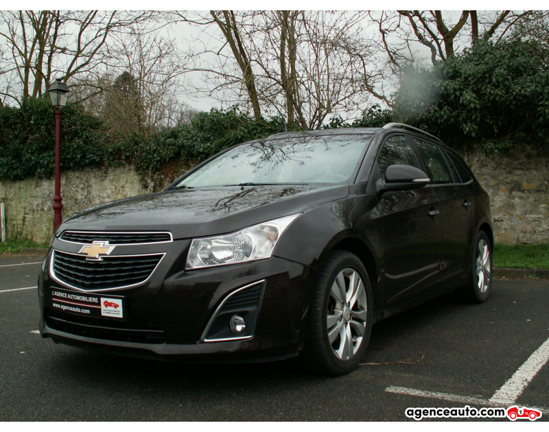 Gebrauchtwagenkauf, Günstige Gebrauchtwagen | Automobilienagentur Chevrolet Cruze SW LTZ 163 Violet Jahr 2014 Manuelle Essence