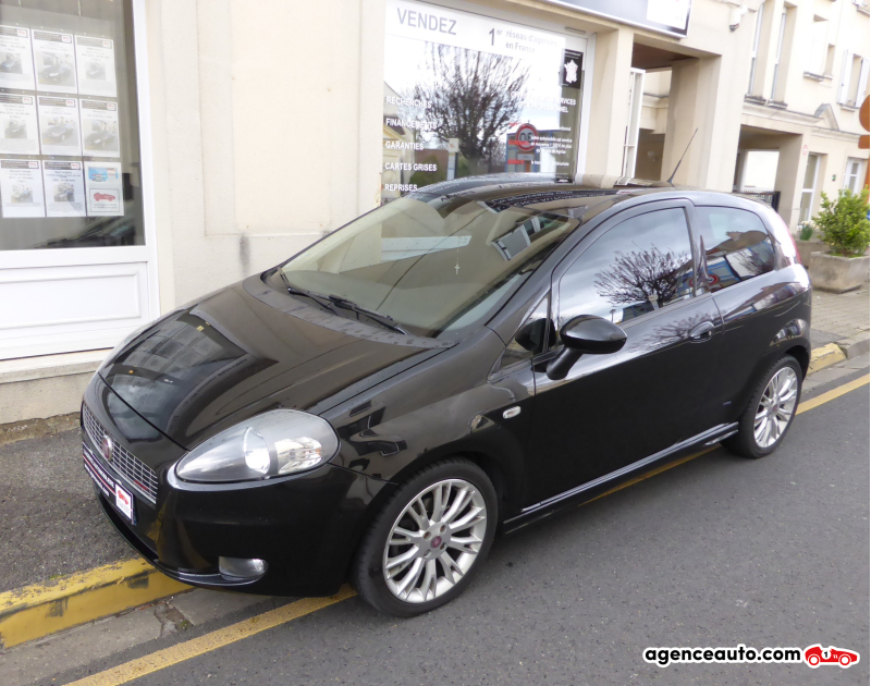 Aankoop Gebruikte Auto, Goedkope Gebruikte Auto | Agence Auto Fiat Grande Punto 1.3 MULTIJET 16V 90 SPORT 6R Violet Jaar 2009 Manuelle Essence