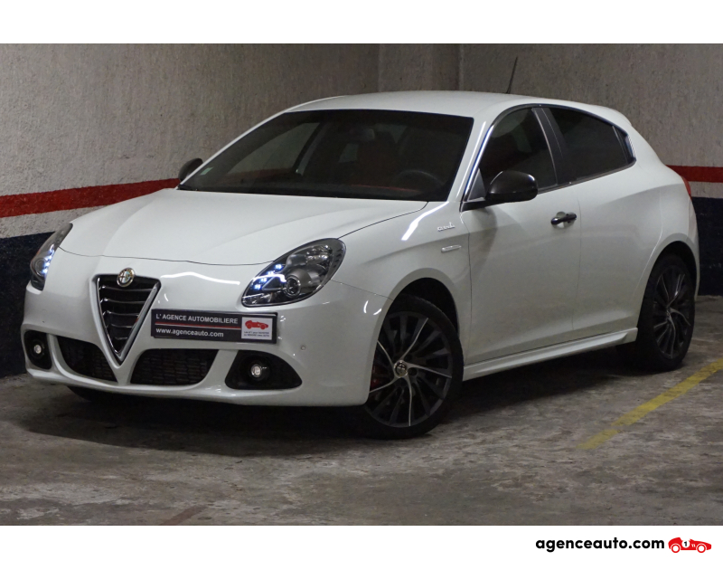Achat voiture occasion, Auto occasion pas cher | Agence Auto Alfa Romeo Giulietta 2.0 JTDM 150 S&S QV-LINE Violet Année 2015 Manuelle Diesel