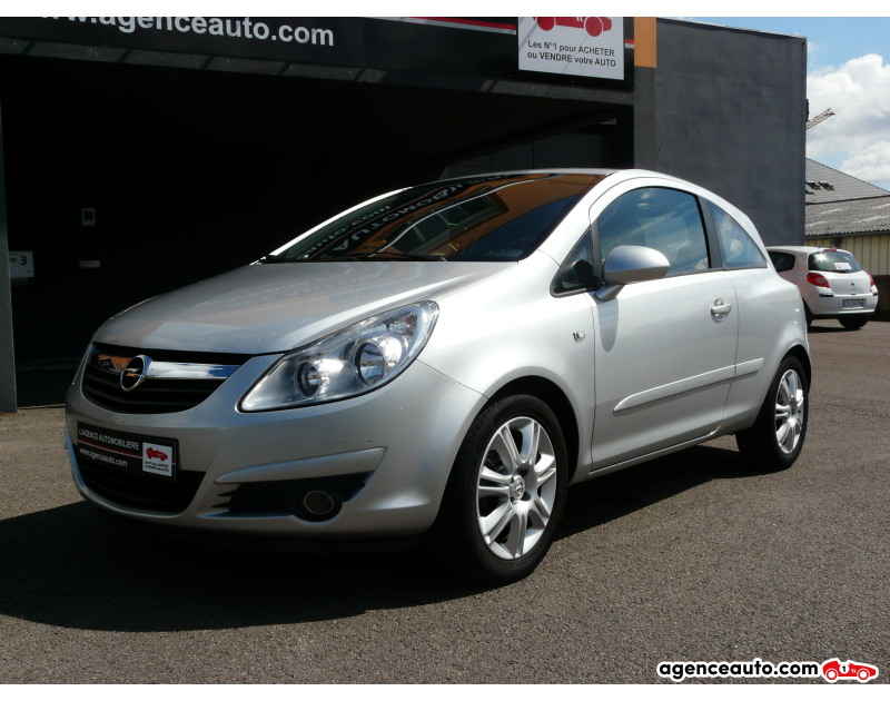 Aankoop Gebruikte Auto, Goedkope Gebruikte Auto | Agence Auto Opel Corsa D 1,4 90 Cosmo Violet Jaar 2007 Manuelle Essence