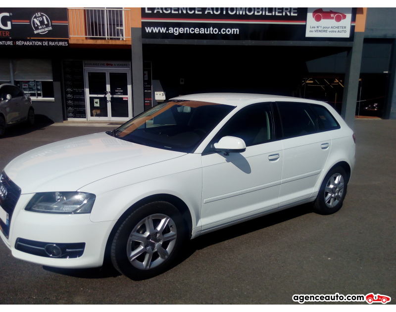 Acquisto Auto Usate, Auto Usate Economiche | Agenzia Automobiliare Audi A3 A3 Sportback Série 2 Phase 2 2.0 TDi 16V FAP S-Tronic6 140 cv Boîte Auto Violet Anno 2010 Automatique Essence