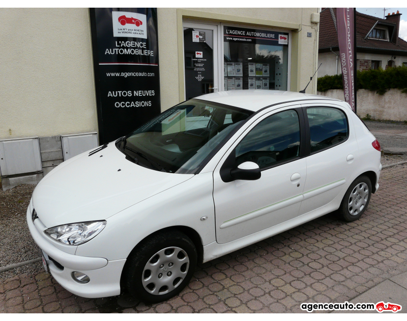 Compra de Carros Usados, Carros Usados Baratos | Auto Immo Peugeot 206 1,4 HDI 70 XBox 360 Violet Ano 2007 Manuelle Essence