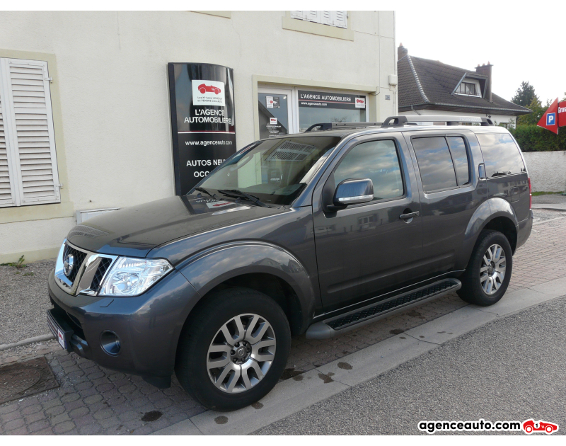 Achat voiture occasion, Auto occasion pas cher | Agence Auto Nissan Pathfinder 2.5 DCI 190 LE 7PL Violet Année 2011 Automatique Essence