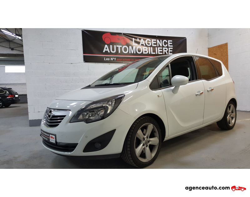 Gebrauchtwagenkauf, Günstige Gebrauchtwagen | Automobilienagentur Opel Meriva 1.7 CDTI 110 FAP COSMO PACK BALCK&WHITE EDITION Violet Jahr 2011 Manuelle Essence