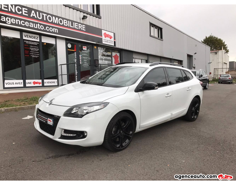 Achat voiture occasion, Auto occasion pas cher | Agence Auto Renault Megane 2.0 turbo 220ch GT Violet Année 2013 Manuelle Essence