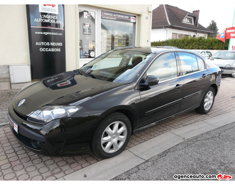Gebrauchtwagenkauf, Günstige Gebrauchtwagen | Automobilienagentur Renault Laguna III 2,0 DCI 130 BLACK EDITION Violet Jahr 2010 Manuelle Essence