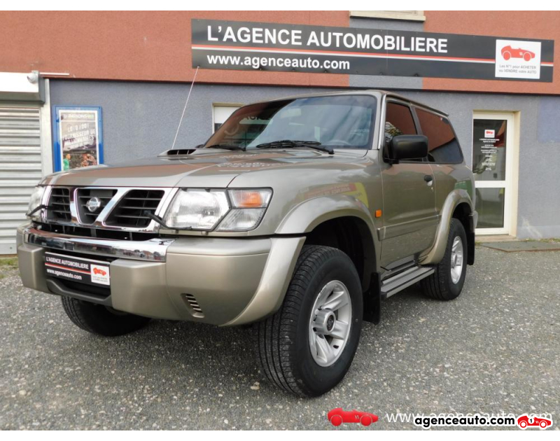 Achat voiture occasion, Auto occasion pas cher | Agence Auto Nissan Patrol Y61 3.0 160cv Violet Année 2002 Automatique Diesel