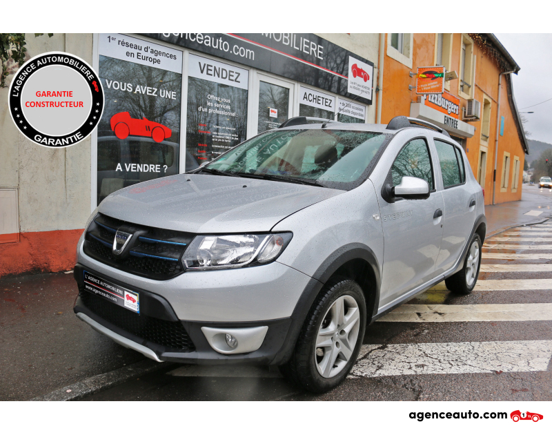 Achat voiture occasion, Auto occasion pas cher | Agence Auto Dacia Sandero STEPWAY 0.9 TCE 90 Violet Année 2014 Manuelle Essence
