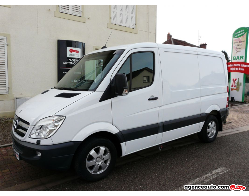 Acquisto Auto Usate, Auto Usate Economiche | Agenzia Automobiliare Mercedes Sprinter 218 CDI 3.0 T Violet Anno 2009 Manuelle Diesel