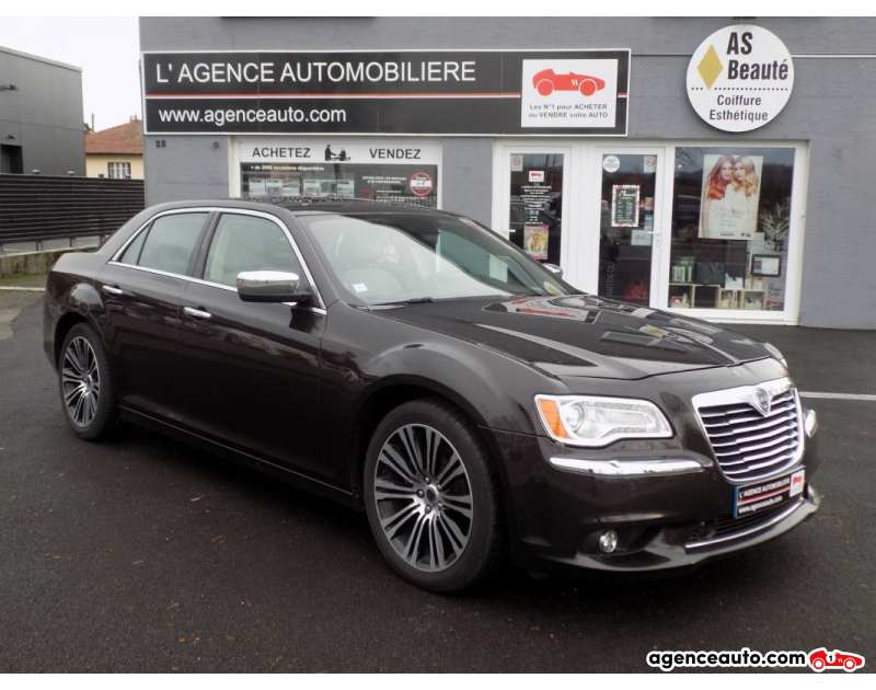 Achat voiture occasion, Auto occasion pas cher | Agence Auto Lancia Thema 3.0 MJT EXECUTIVE 240 cv Violet Année 2011 Automatique Diesel