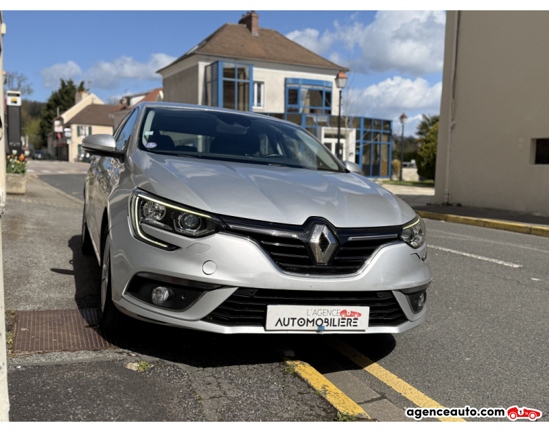 Renault MEGANE IV 1.2 TCe 130 Energy Zen - 2016 - 77500 km — photo 3