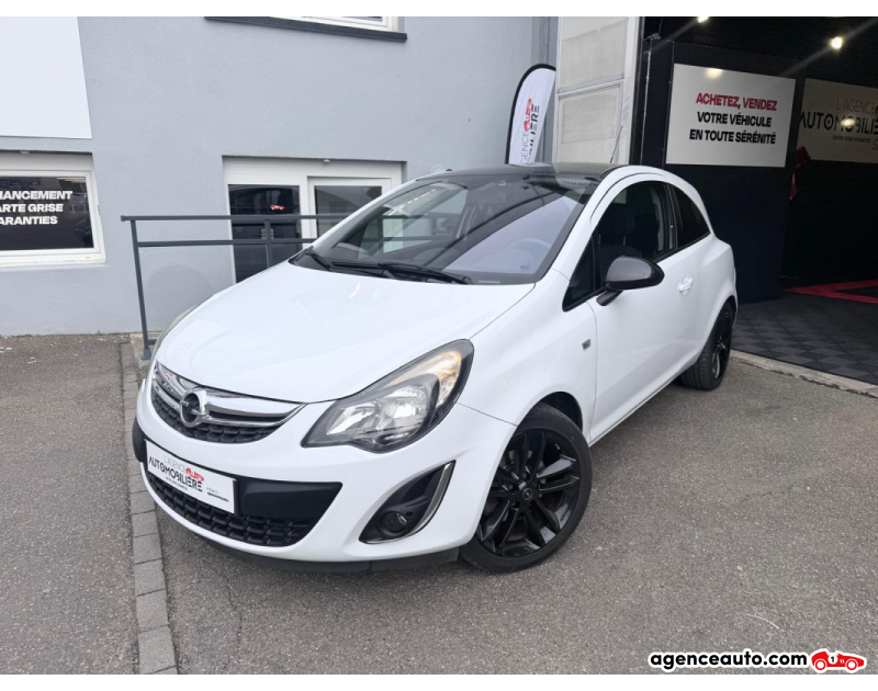 Achat voiture occasion, Auto occasion pas cher | Agence Auto Opel Corsa D 3 portes Phase 2 1.4 i 16V Turbo ecoFLEX S&S 120 cv - Sièges chauffants - Volant chauffant Blanc Année 2013 Manuelle Essence