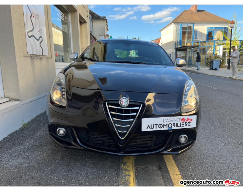 Alfa Romeo Giulietta 2.0 JTDm 150ch Distinctive Stop&Start — photo 2