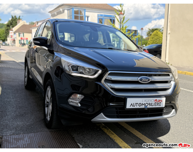 Ford Kuga II 1.5 TDCI 120 S&S 4X2 Titanium - 2019 — photo 3