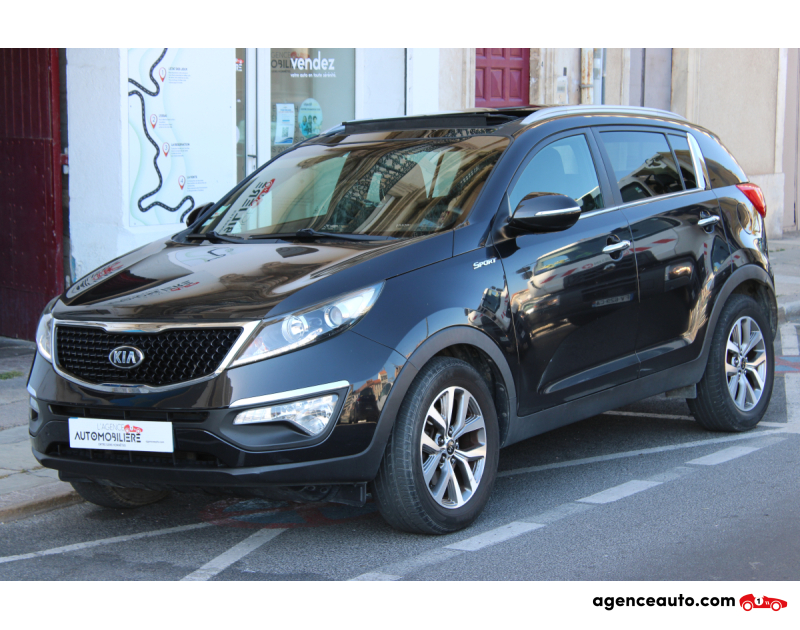 Achat voiture occasion, Auto occasion pas cher | Agence Auto Kia Sportage 1.7 CRDI 115 REVELATION 4X2 ISG ( Toit ouvrant panoramique, Caméra de recul, Moteur à chaîne ... ) Noir Année 2014 Manuelle Diesel