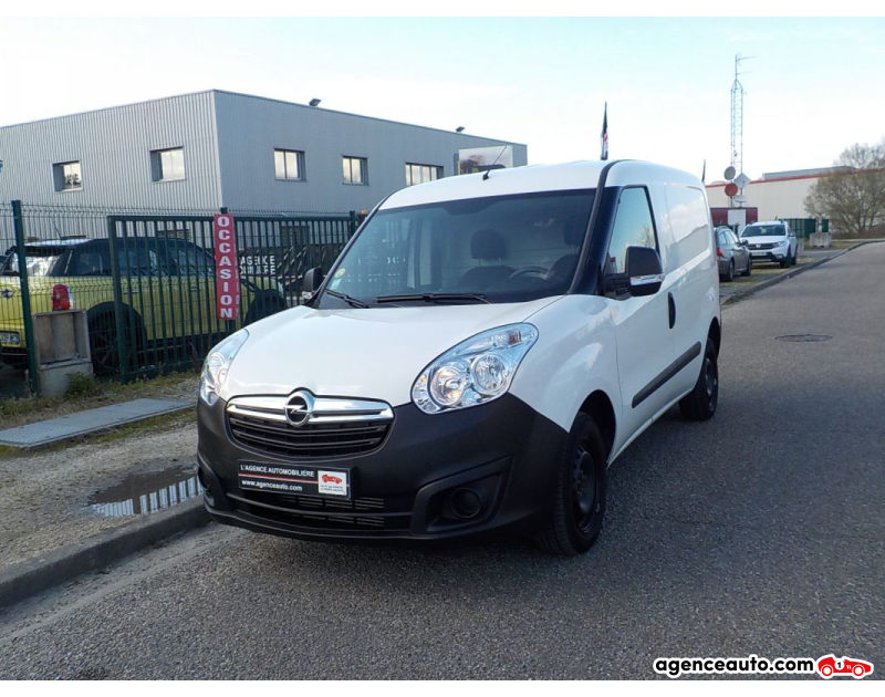 Achat voiture occasion, Auto occasion pas cher | Agence Auto Opel Combo Life 1.3 CDTI 95ch Pack Clim + Violet Année 2016 Manuelle Diesel